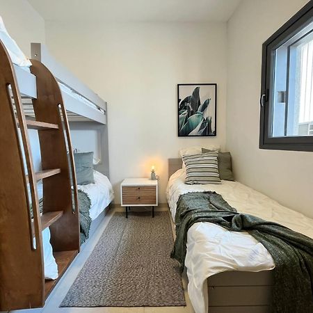 New Luxuries 3 Bedroom Apartment In J Tower Baitulmaqdis Luaran gambar